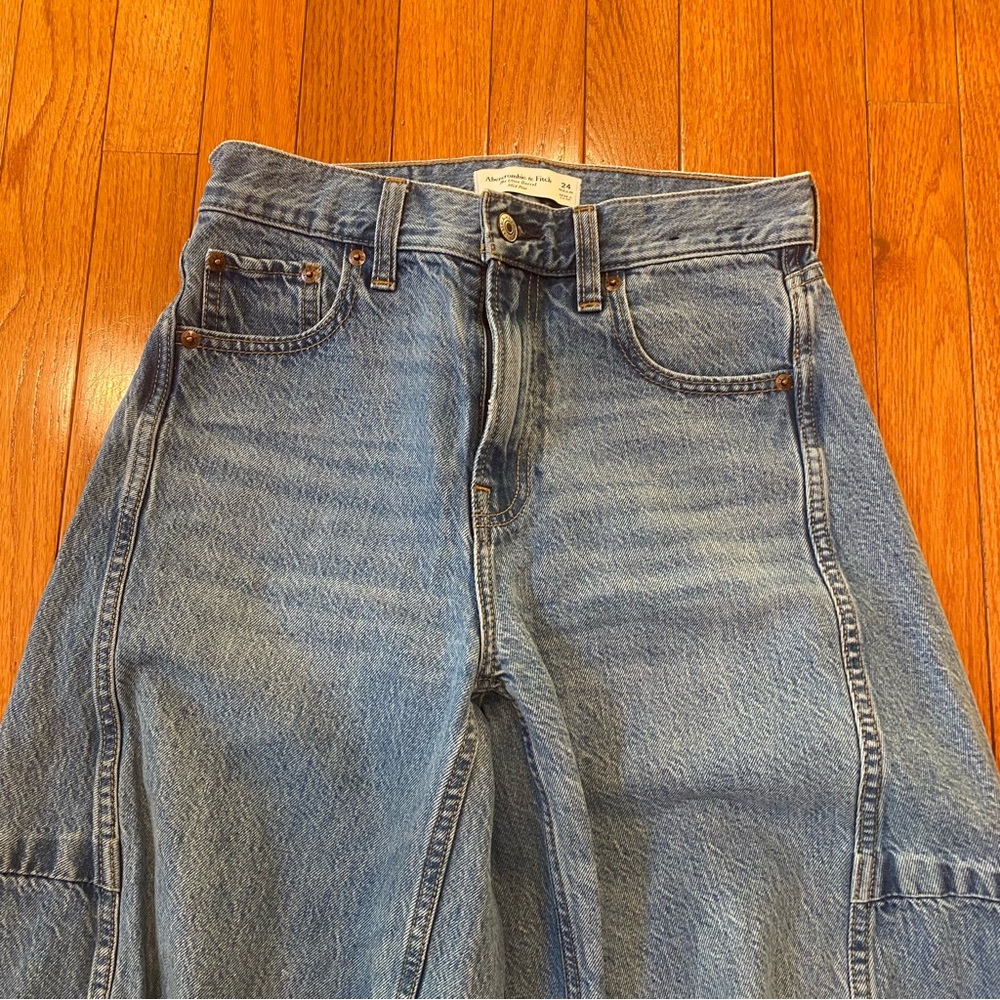 Abercrombie & Fitch the Ultra Barrel midrise jeans curve love size 24 regular - Picture 6 of 10